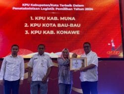 KPU Sultra Beri Penghargaan KPU Daerah Terbaik, Asril: Jadi Motivasi untuk Bekerja Lebih Baik