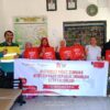 Semarak HUT RI ke-81, PT SCM dan Kontraktor Bagikan Paket Sembako di Wilayah Lingkar Tambang